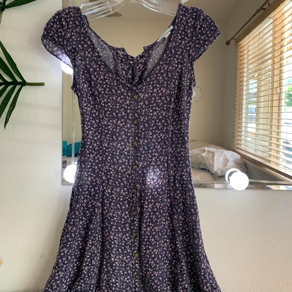 American Eagle - Picture 1 of 1